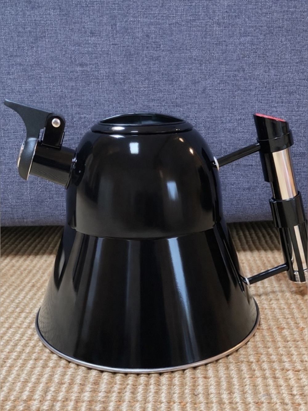 Disney Star Wars Darth Vader Kettle With Light Saber Handle